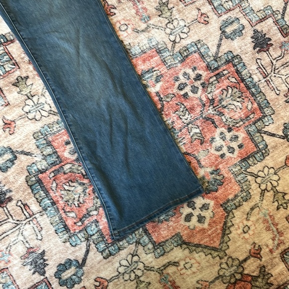 Jessica Simpson mid rise boot cut jeans - Picture 3 of 4